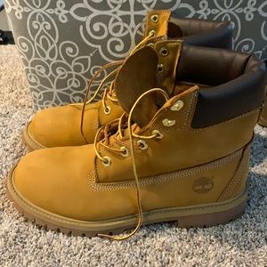 Men’s or Boys Timberland Boots Size 7